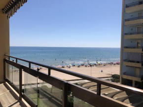 Modern Apartment Frontline Beach